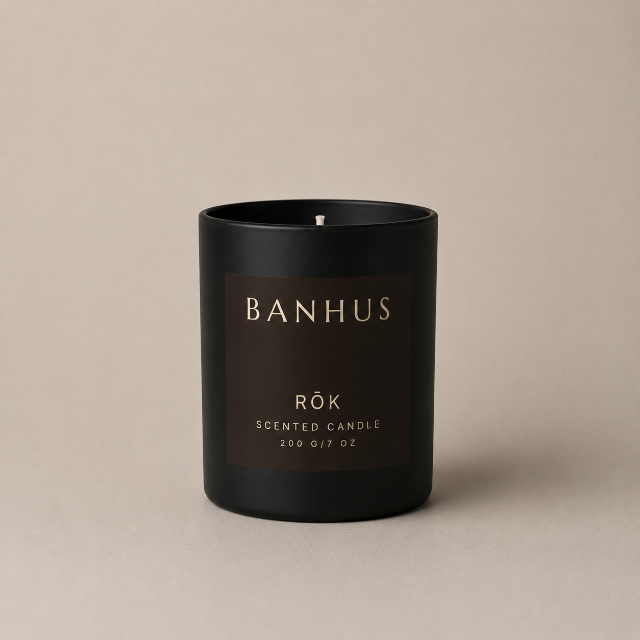 Rōk Scented Candle - Smoke, Incense & Suede